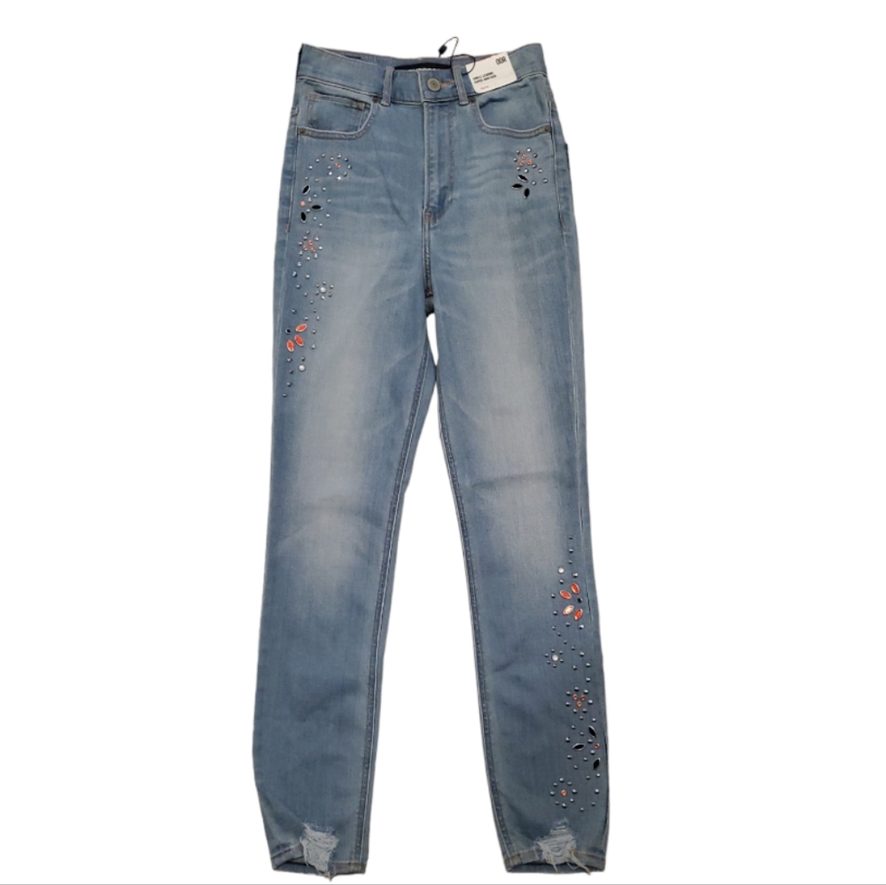 🆕️ Jeweled Express Ankle Jeans